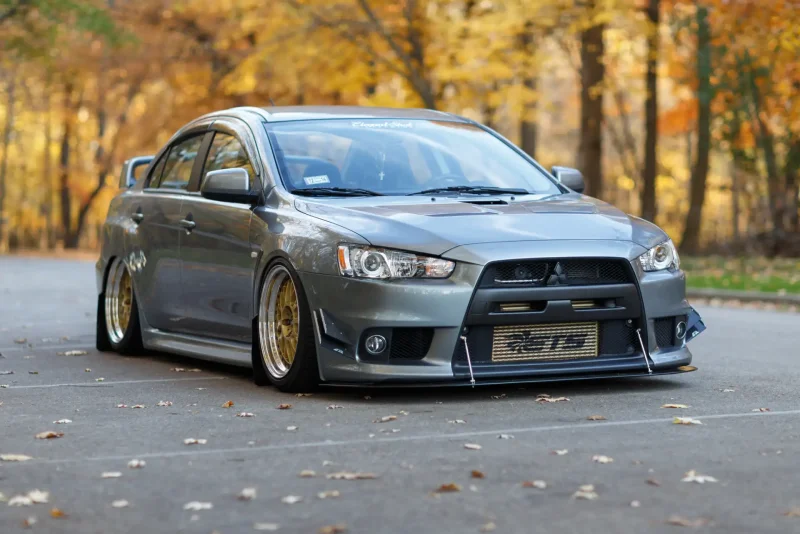 Mitsubishi EVO Lancer back