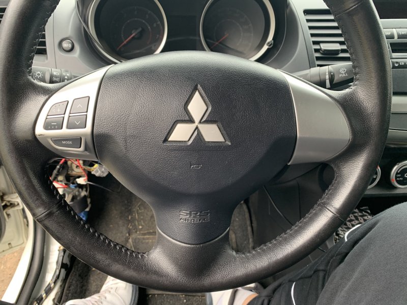 Обшить руль кожей Mitsubishi l200