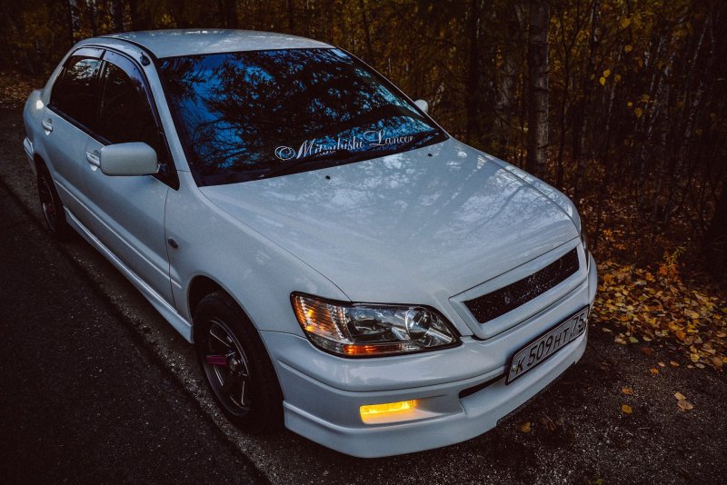 Mitsubishi Lancer цедия