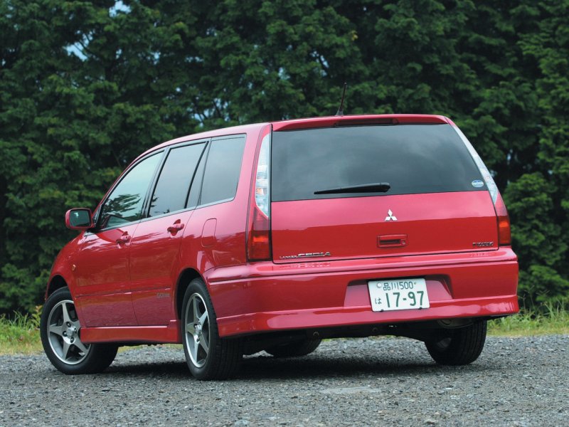 Mitsubishi Lancer Cedia