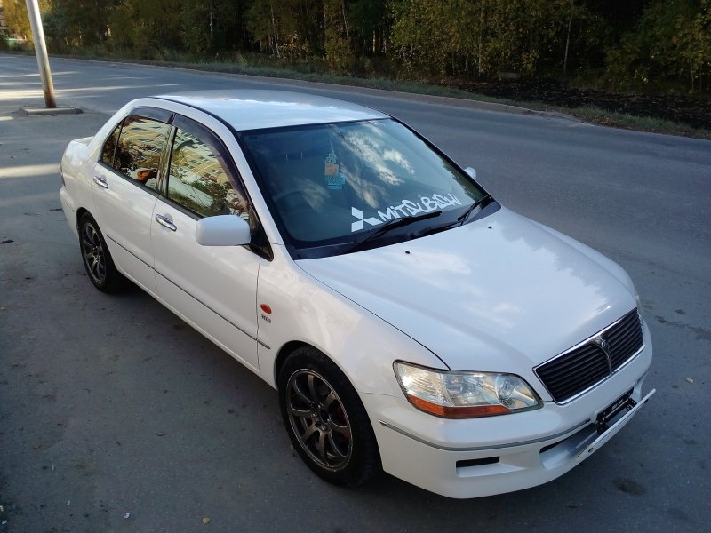 Mitsubishi Lancer 2003