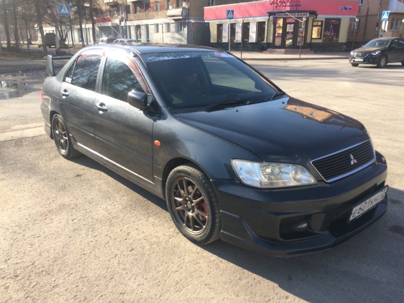 Mitsubishi цедия