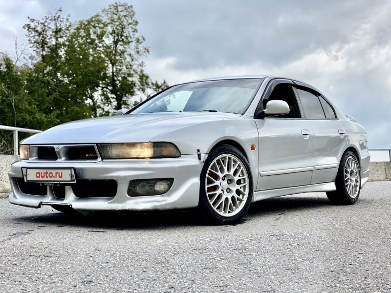 Mitsubishi Galant 2001