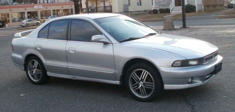 Митсубиси Галант 2001