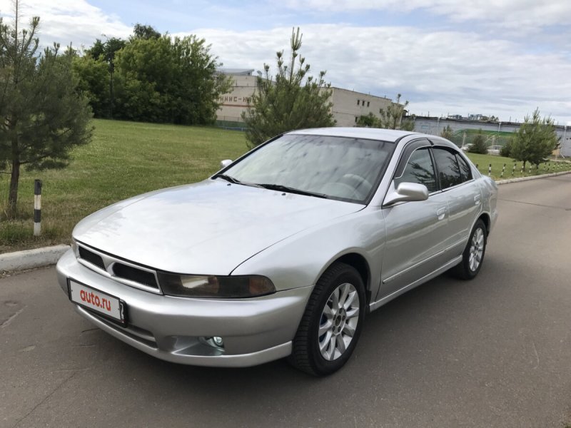 Mitsubishi Galant 2000