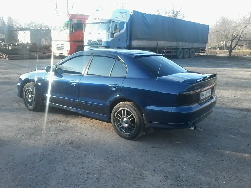 Mitsubishi Galant 8 Shark