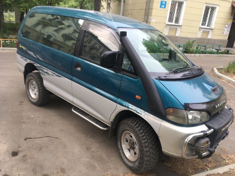 Митсубиси л400