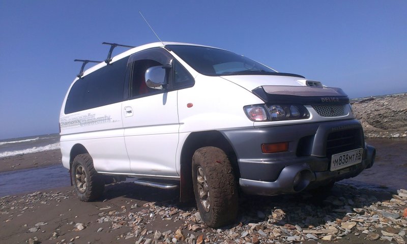 Мицубиси Делика l400