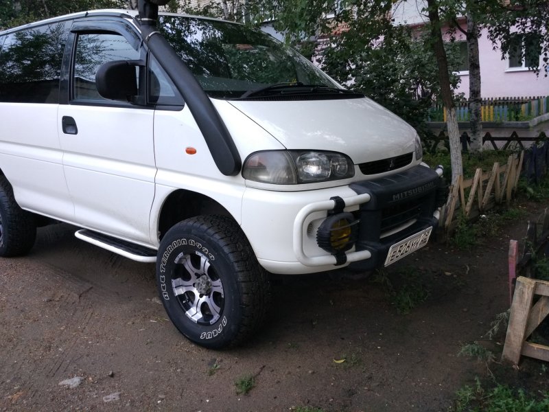 Делика л400