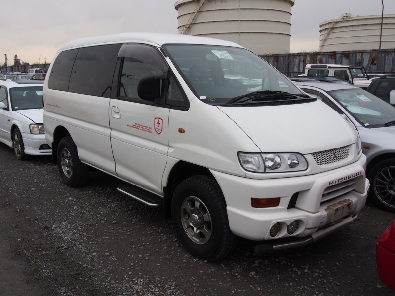 Mitsubishi Delica l400