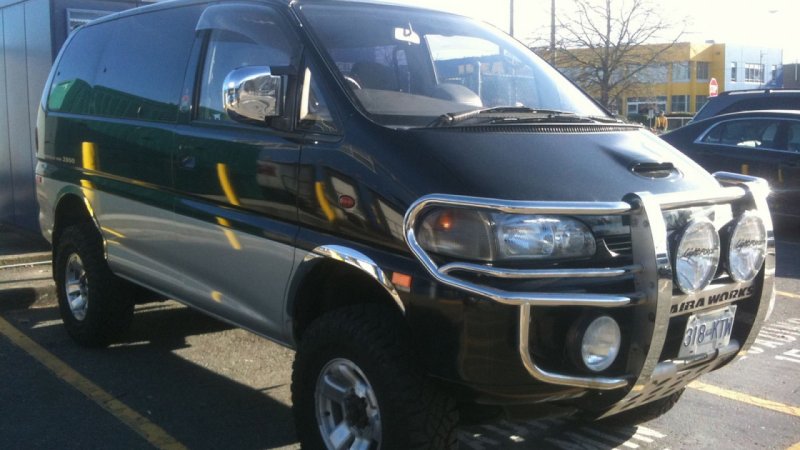 Mitsubishi Delica l400