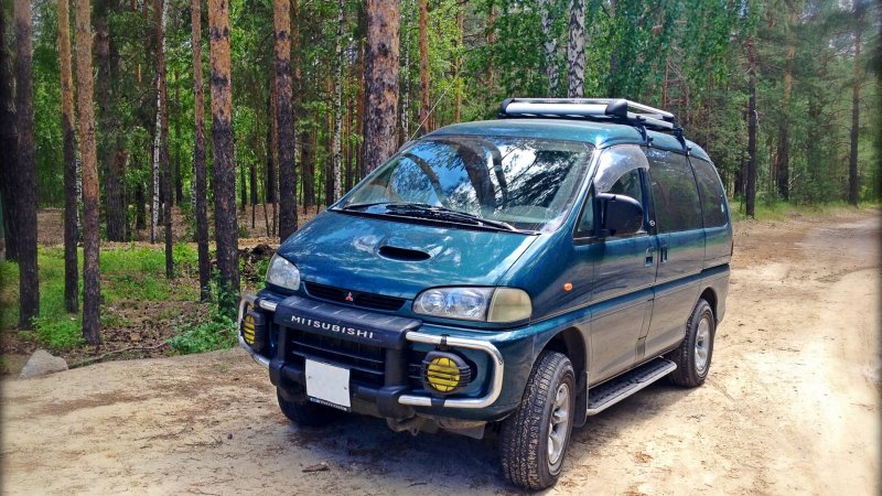 Mitsubishi Delica d6