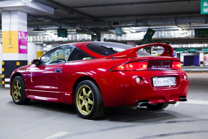 Mitsubishi Eclipse 2