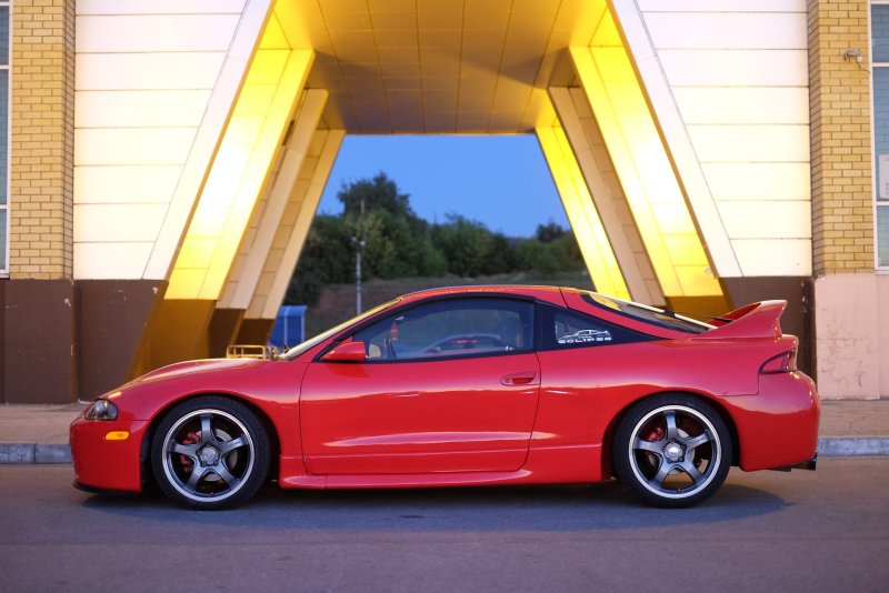 Mitsubishi Eclipse 2 Gen