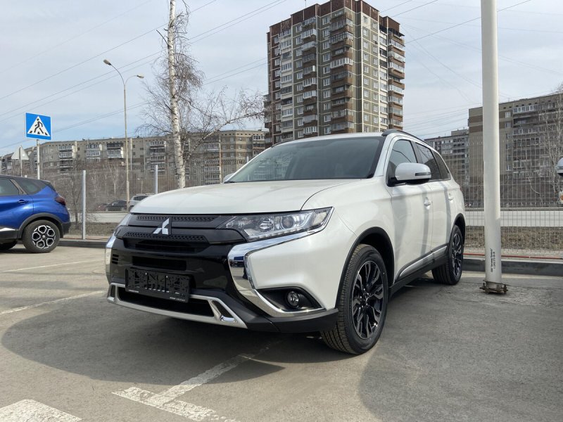 Mitsubishi Outlander PHEV 2022