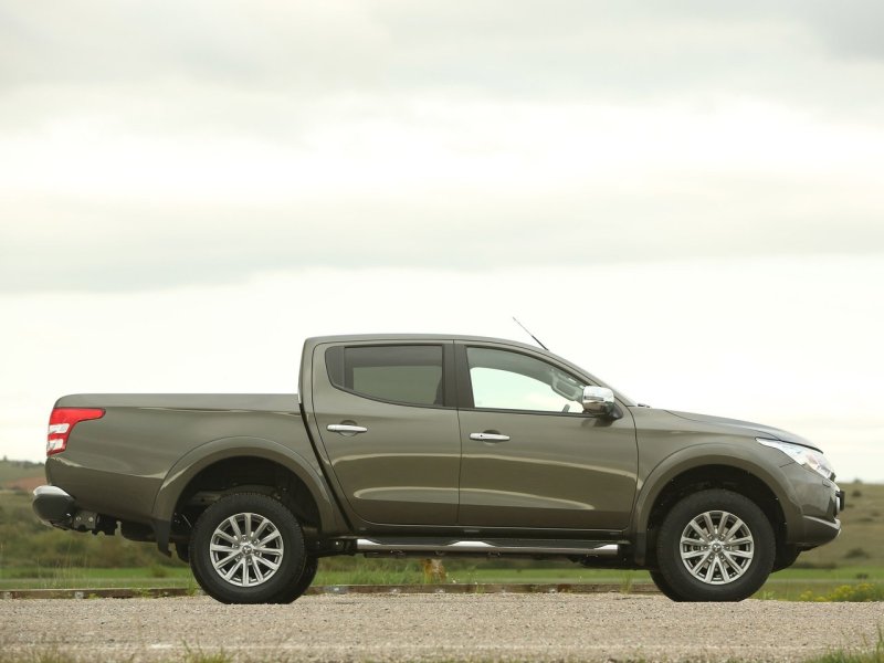 Mitsubishi пикап l200