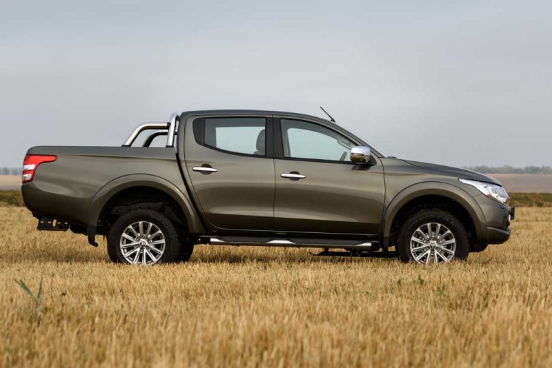 Mitsubishi l200 2018