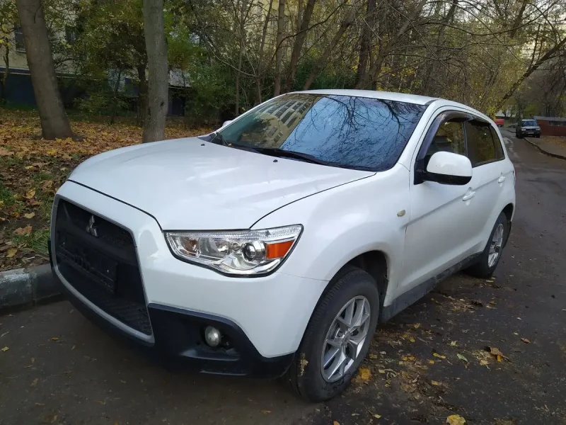 Mitsubishi ASX 2011