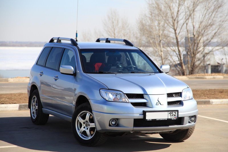 Mitsubishi Outlander 2.4 2004