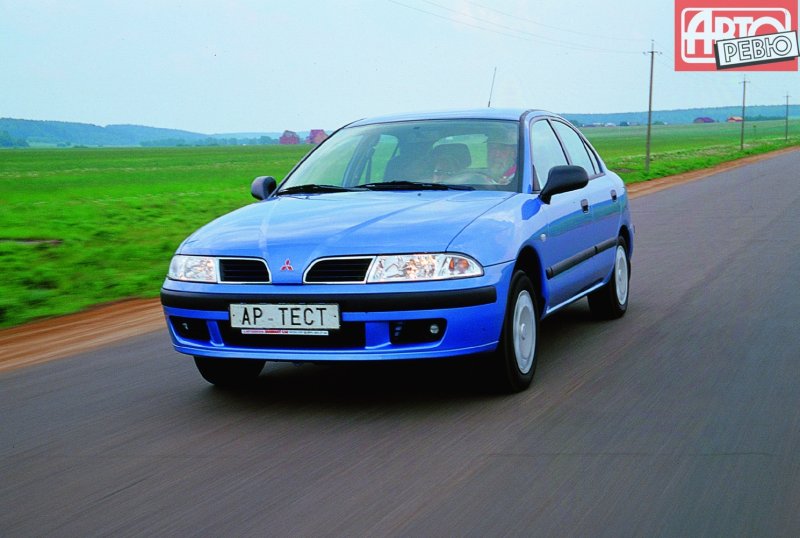 Mitsubishi Carisma хэтчбек