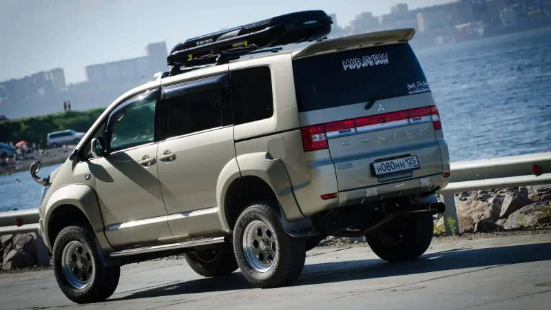 Mitsubishi Delica d6