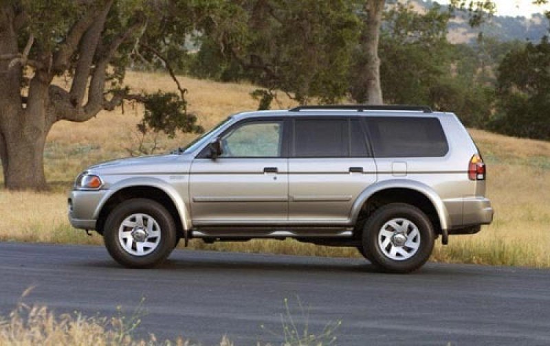 Mitsubishi Montero Sport 2001 салон