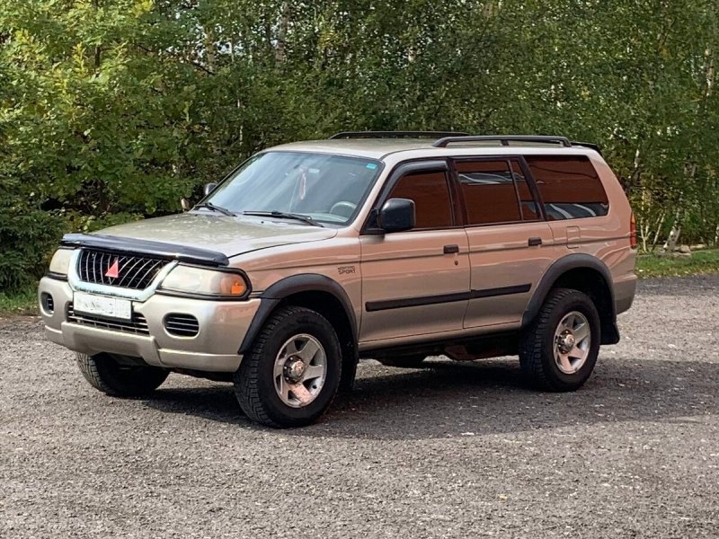 Mitsubishi Montero