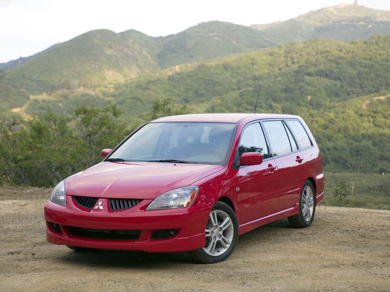 Mitsubishi Lancer Cedia