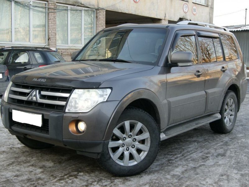 Mitsubishi Pajero 2009 зимние фото