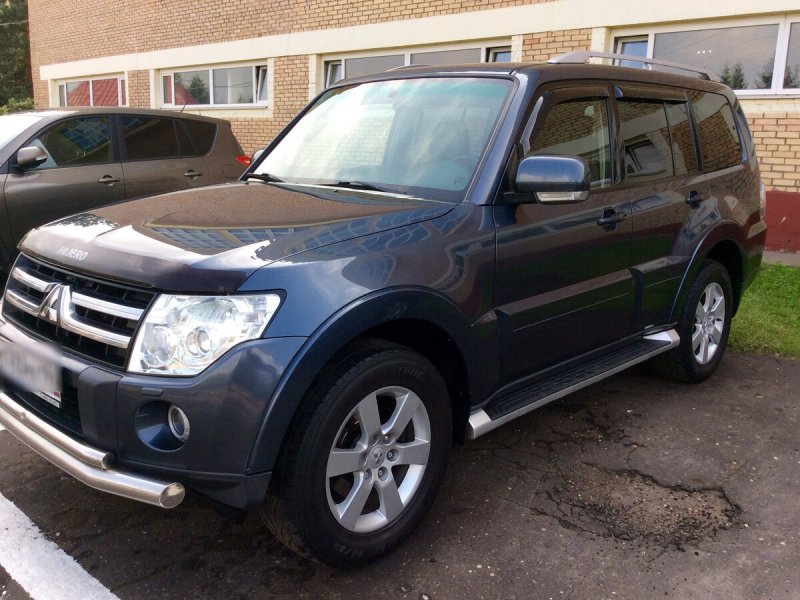 Mitsubishi Pajero 2009