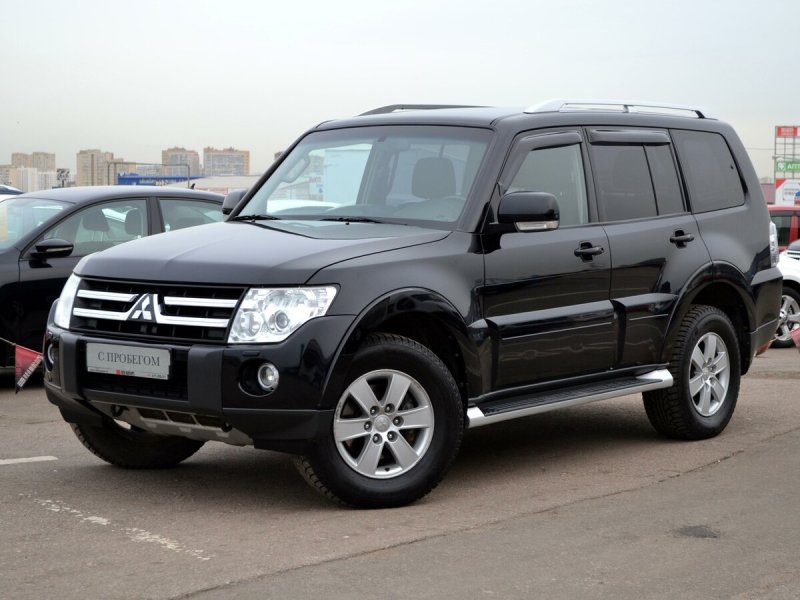 Pajero 4 3.8