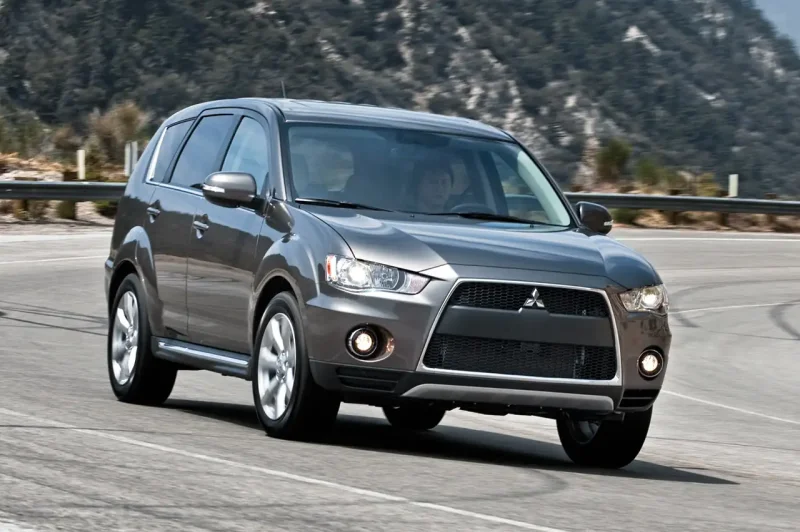 Mitsubishi Outlander XL 2013