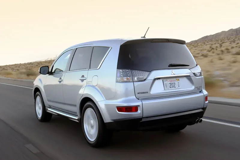 Mitsubishi Outlander 2010