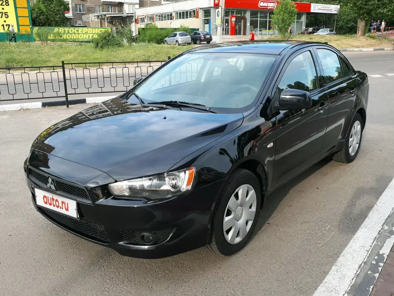 Mitsubishi Lancer x 2010