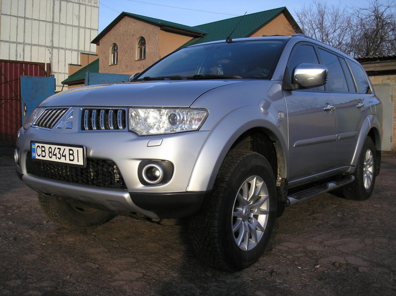 Pajero Sport 2011