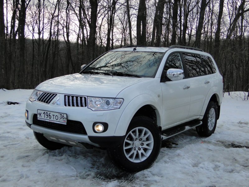Паджеро спорт 2011