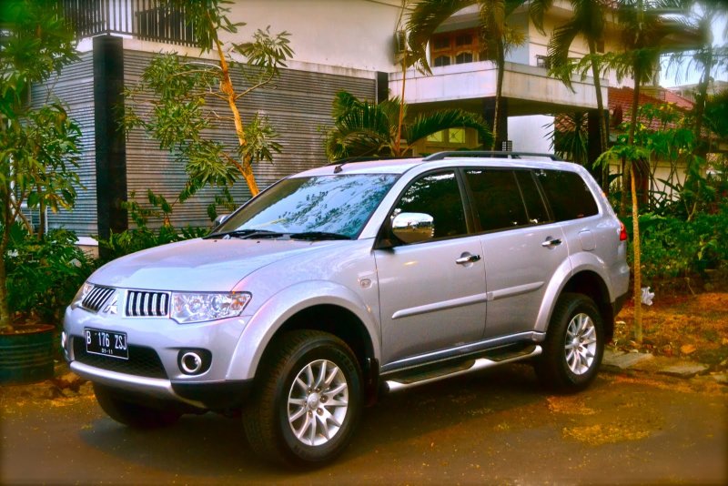 Mitsubishi Pajero Sport 2011