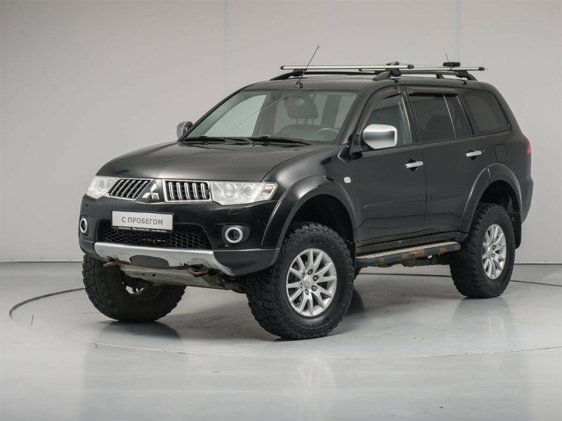 Mitsubishi Pajero Sport 2 поколения