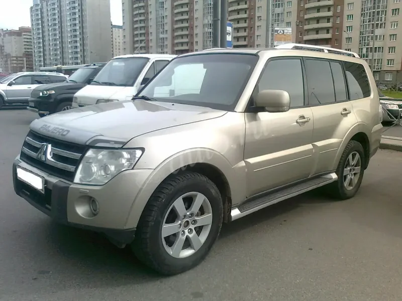 Mitsubishi Pajero 2008