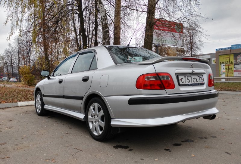 Mitsubishi Carisma Sport