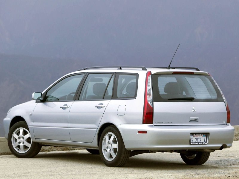 Mitsubishi Lancer 2004 универсал