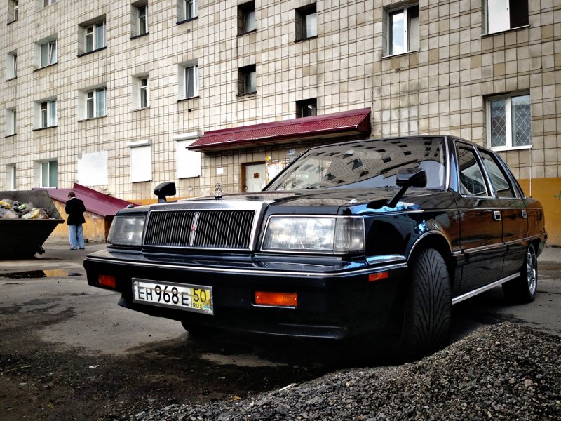 Mitsubishi Debonair 1989