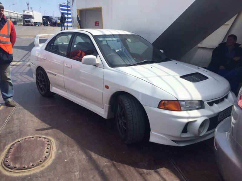 Митсубиши Легнум vr4