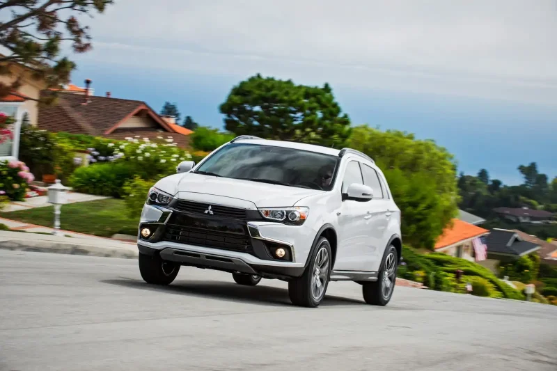 Mitsubishi Outlander Sport 2016