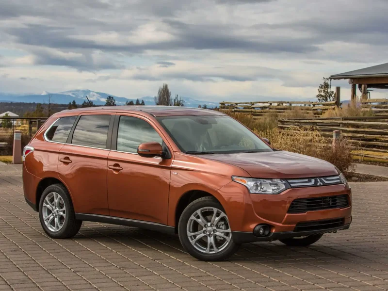 Mitsubishi Outlander 2014