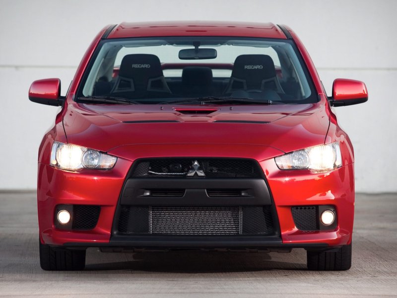 Mitsubishi Lancer Evolution 2013