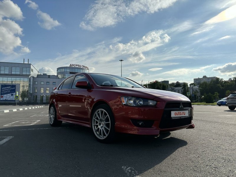 Mitsubishi Лансер 10 поколение