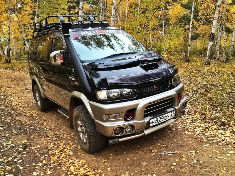 Мицубиси Делика l400