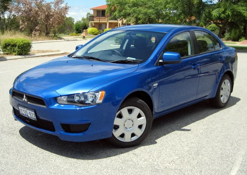 Mitsubishi Lancer 10 тёмно синий