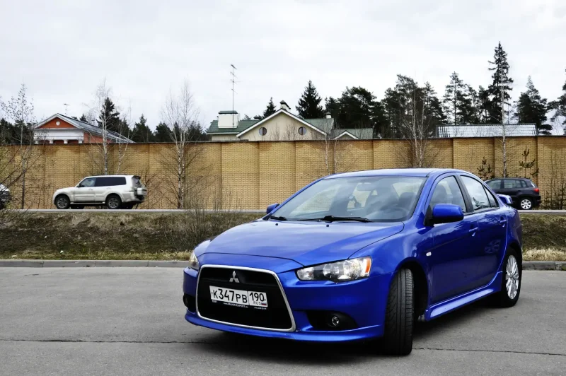 Mitsubishi Lancer x Blue